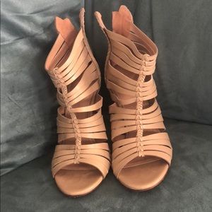 Women’s heels